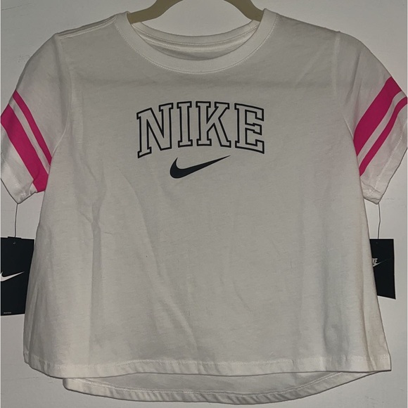 Nike XL Girl tee - Picture 1 of 5